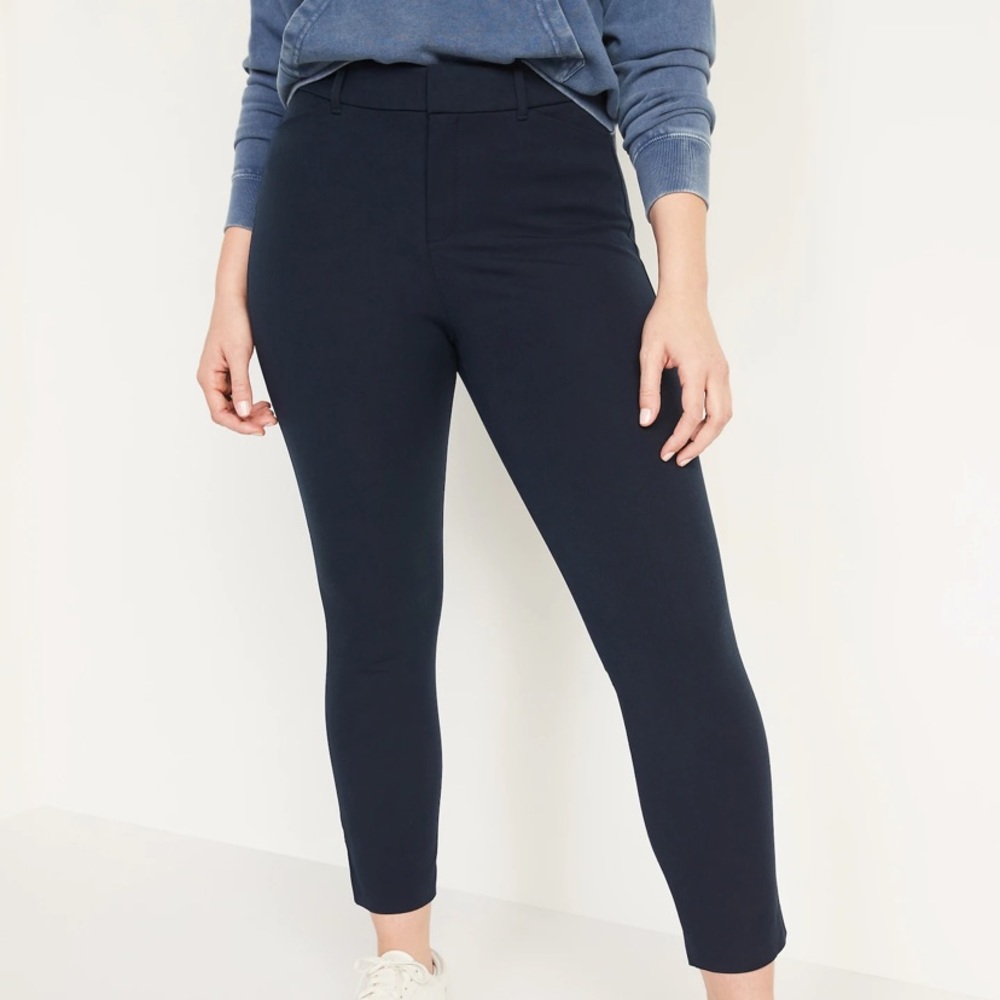 Old Navy Pixie Ankle Never Fade Navy Pants 12